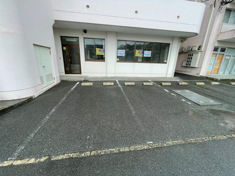 プチメゾン宮の町Ⅱ 駐車場