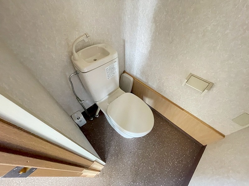 岩瀬西町34番テナント トイレ