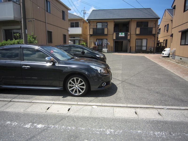 スターブル曽根　A棟 駐車場