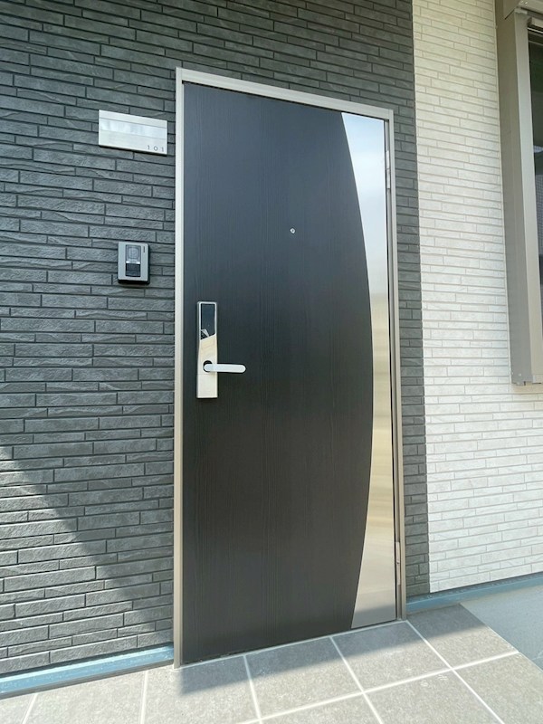 アニマール石坪 玄関