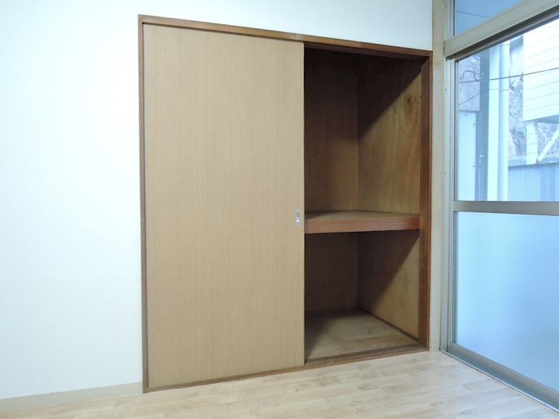 シティベール陣山C棟 収納