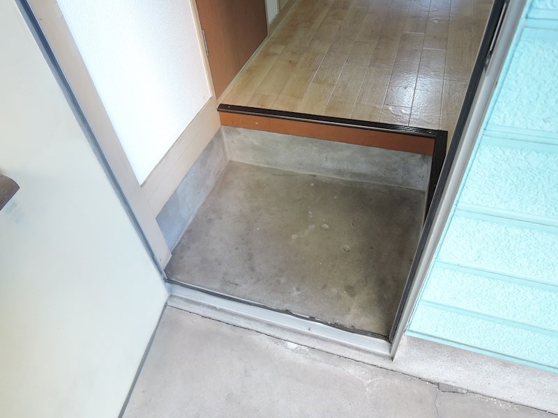 シティベール陣山C棟 玄関