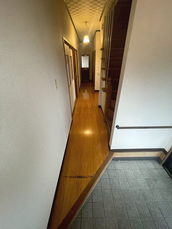 小糸町13番貸家 玄関