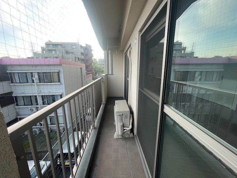 緑ヶ丘第四マンション ベランダ