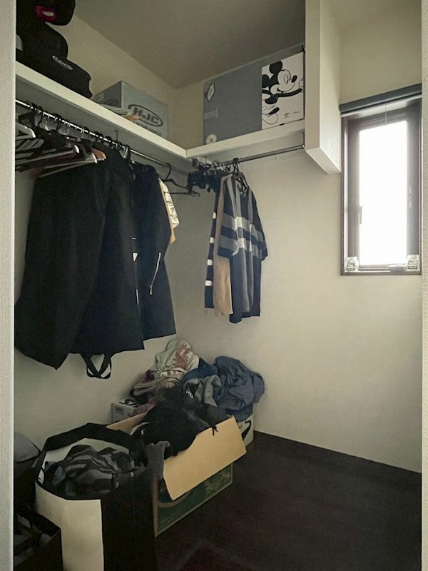 御開四丁目2番貸家 収納
