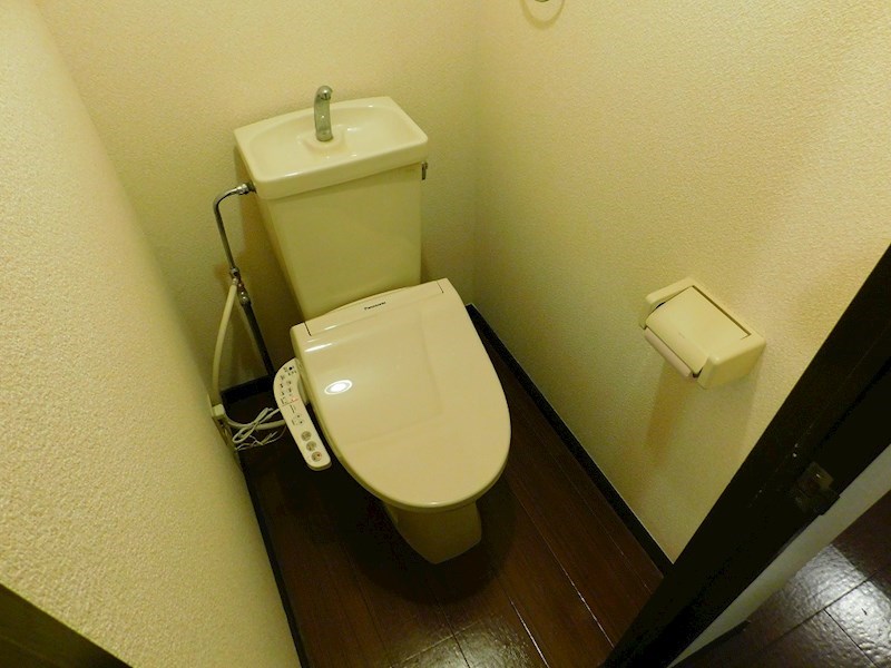 ヒカリビル トイレ