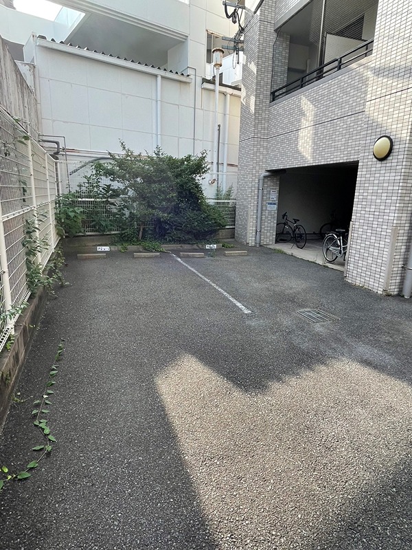 ダイナコート小倉下到津Ⅱ 駐車場