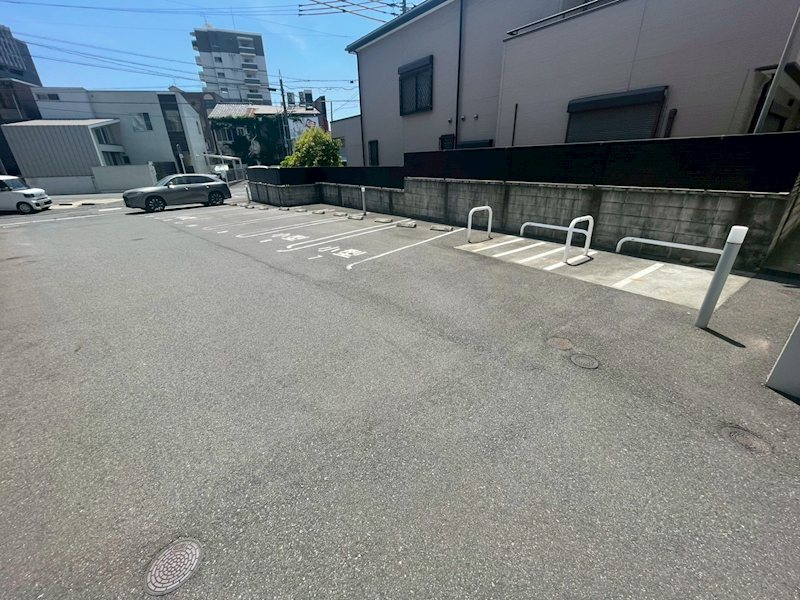 サンクレシア戸畑駅前Ⅱ 駐車場