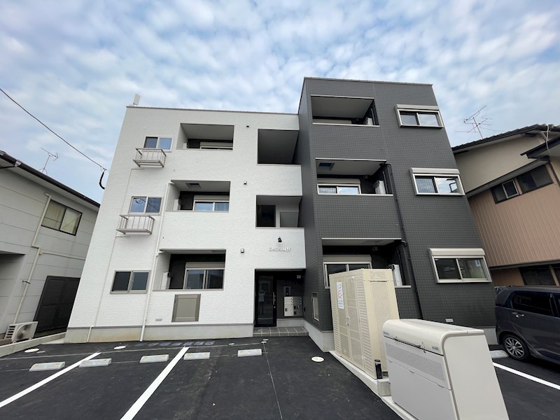 Delica城野 外観