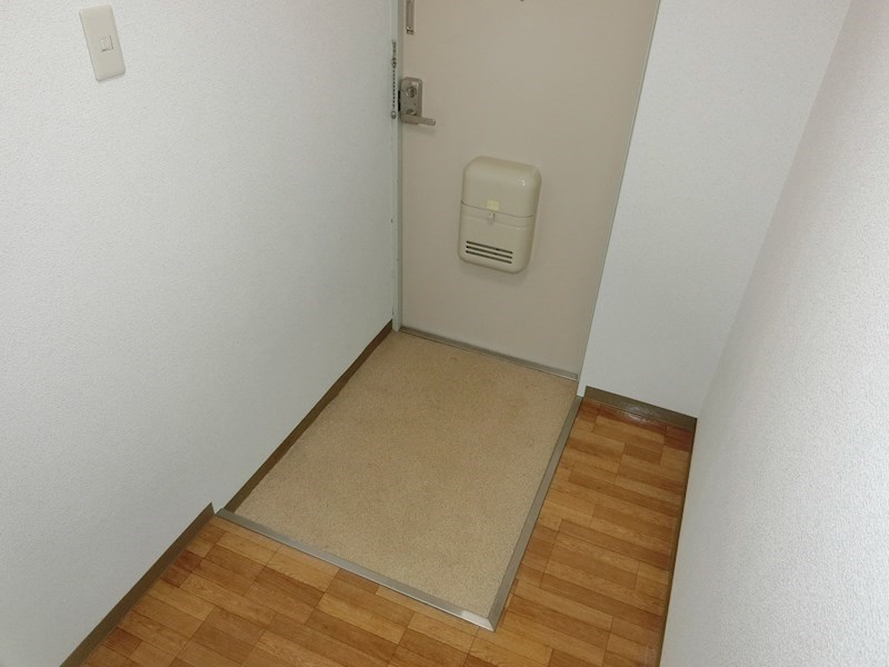 シャルムロイヤル 玄関
