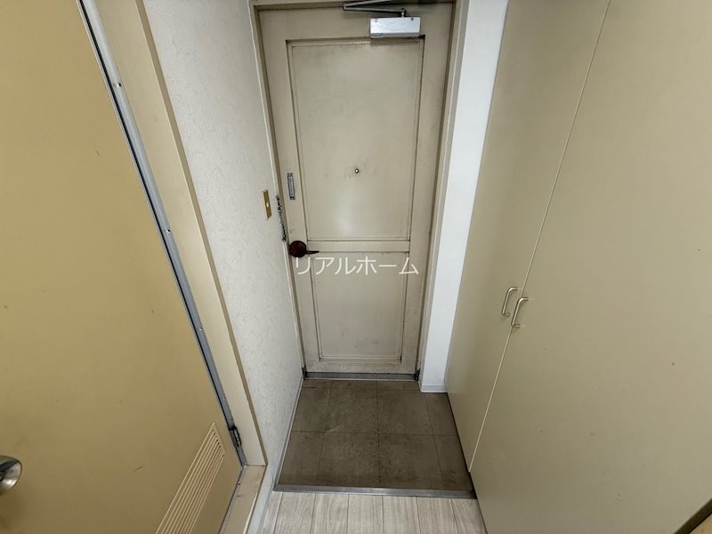 玄関 ドミール桂 玄関
