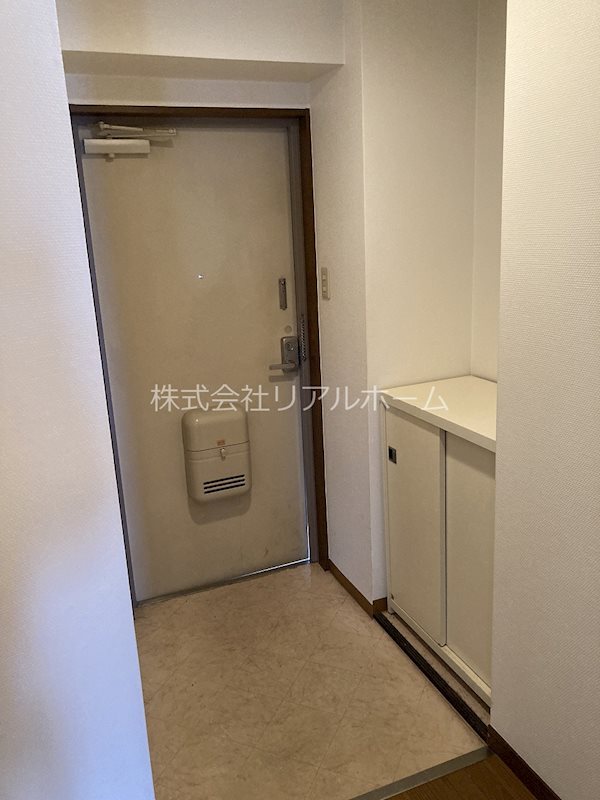 メルべーユ桂 玄関