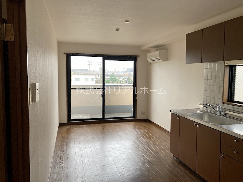 メルべーユ桂 リビング