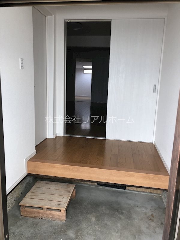 芝ノ下町貸家 玄関