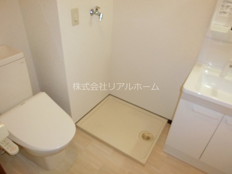 アン・レーブ その他1