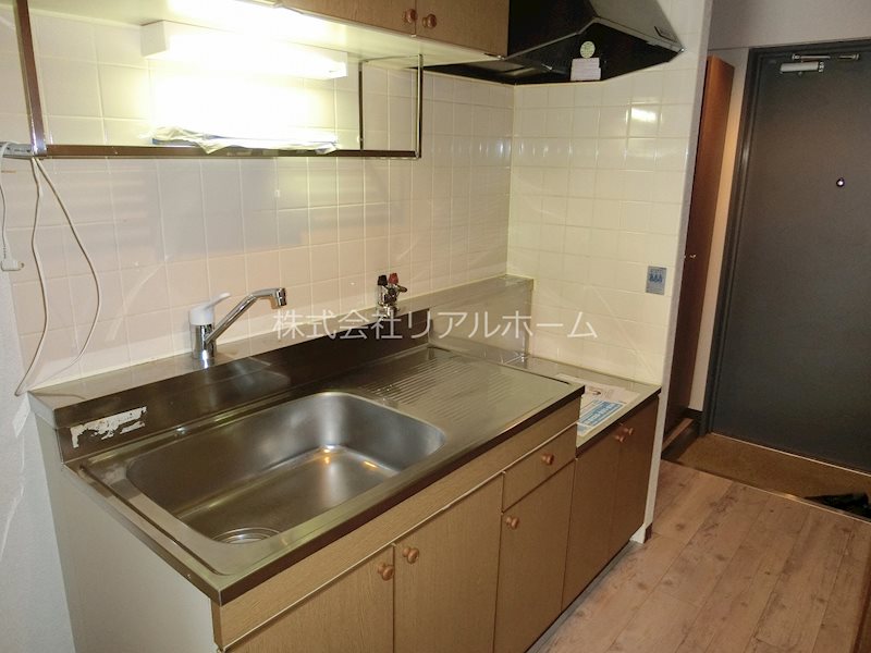 アン・レーブ キッチン