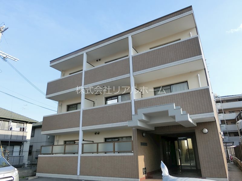 フラッツアルマカン 105号室 外観