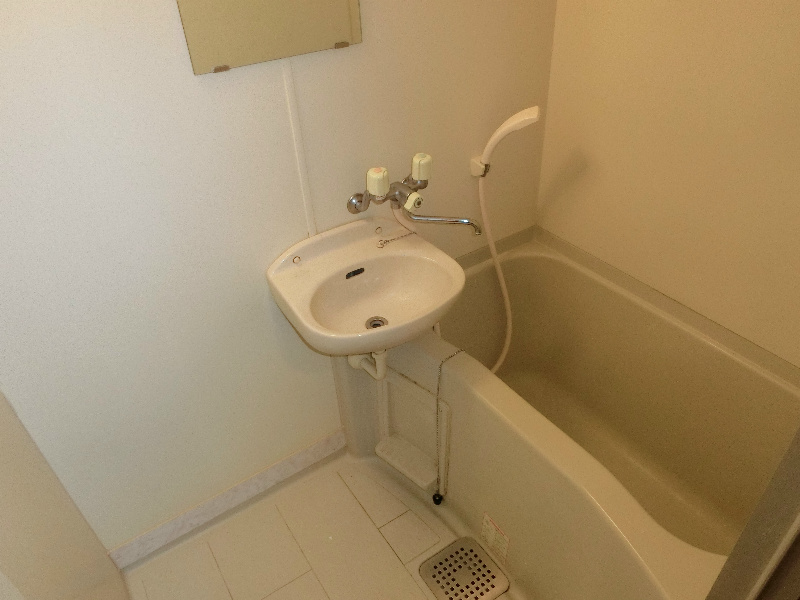 フラッツアルマカン 風呂画像