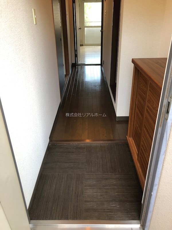 ラセーヌ桂 玄関