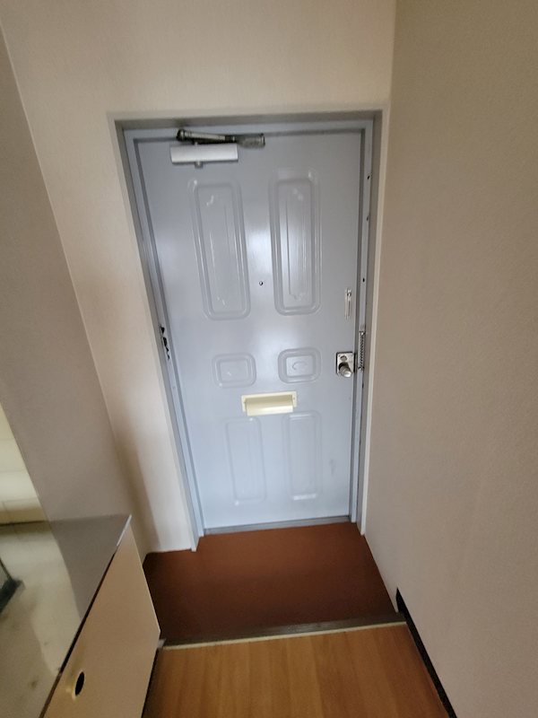 ライブカントリーエイト 玄関