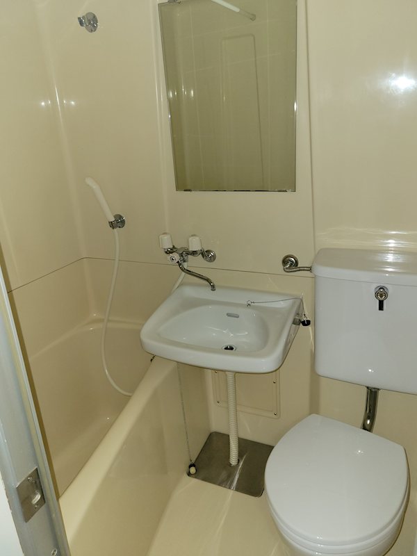 ライブカントリーエイト 風呂画像