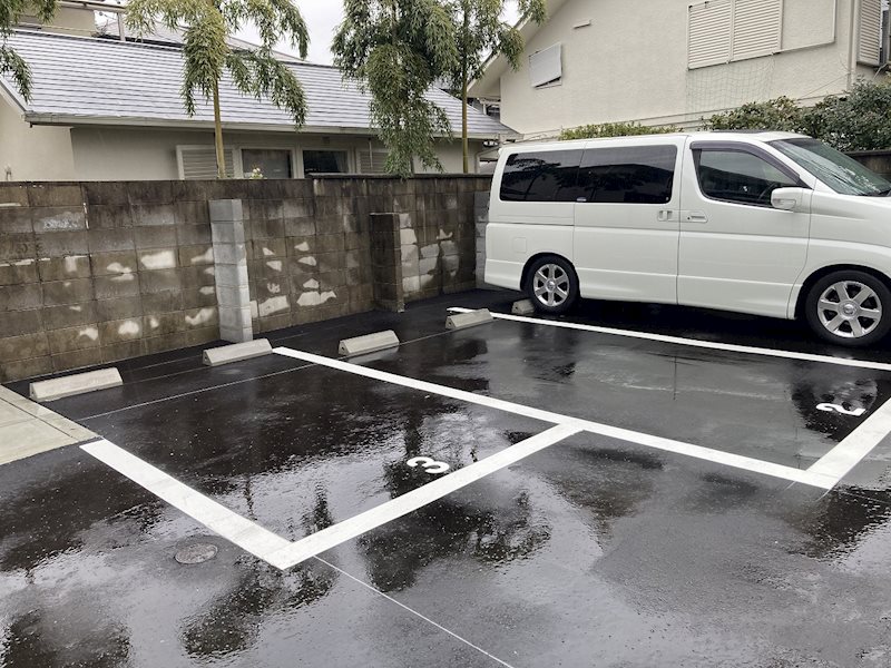 ベルコート花山 駐車場
