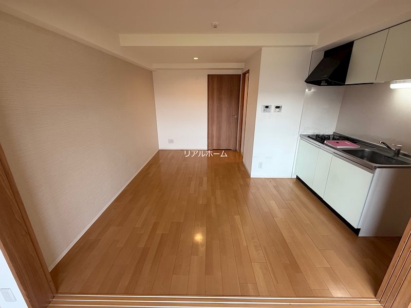 リバーサイド桂　弐番館 リビング