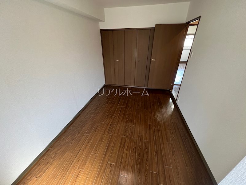 レジーナ桂 ベッドルーム