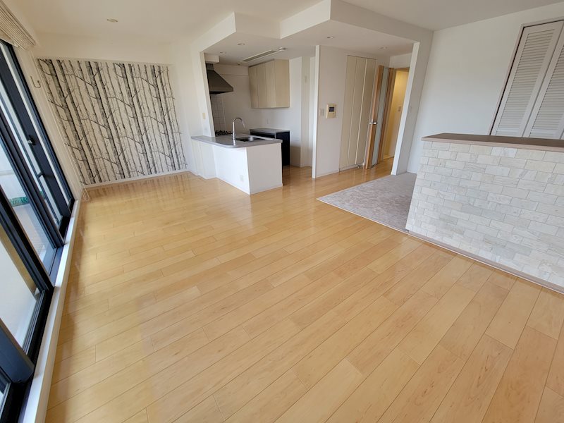 ネバーランド桂 リビング