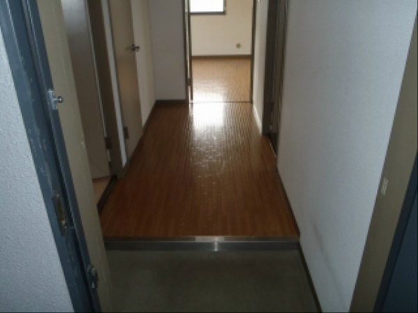 グランドール桂川畔  玄関