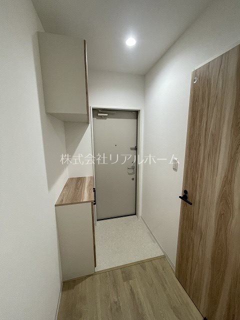 ホームズネオ桂 玄関