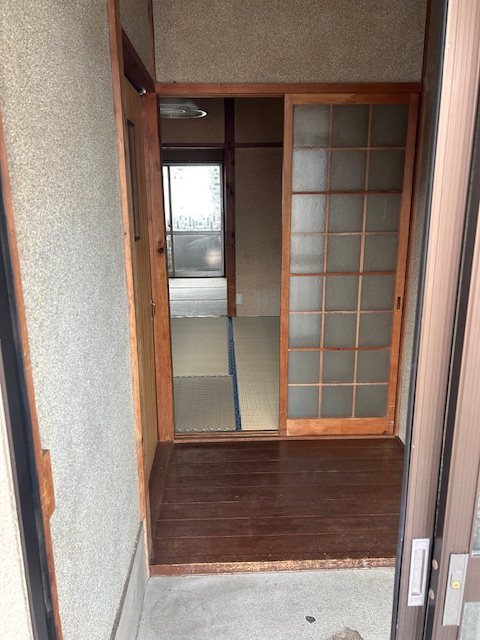 第二八ノ坪荘  玄関