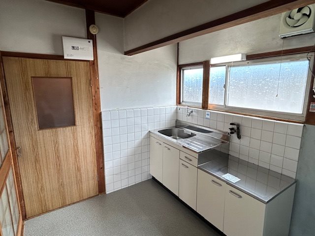 第一八ノ坪荘 キッチン