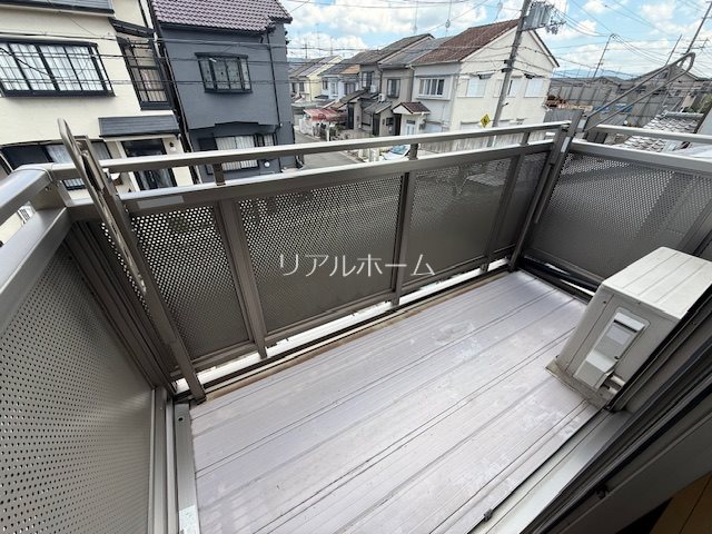 樫原平田町貸家 ベランダ