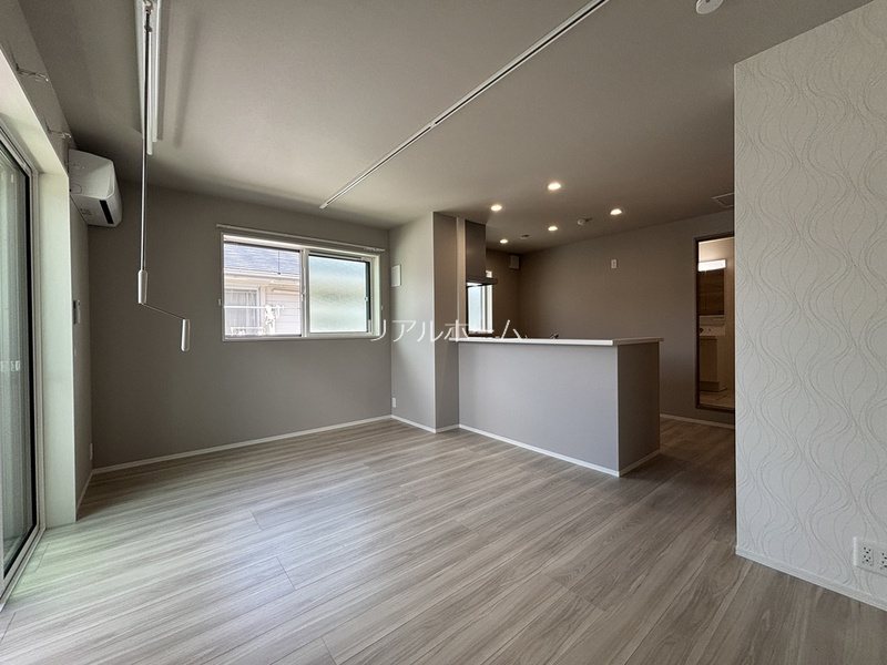 メゾンドクラルテ リビング