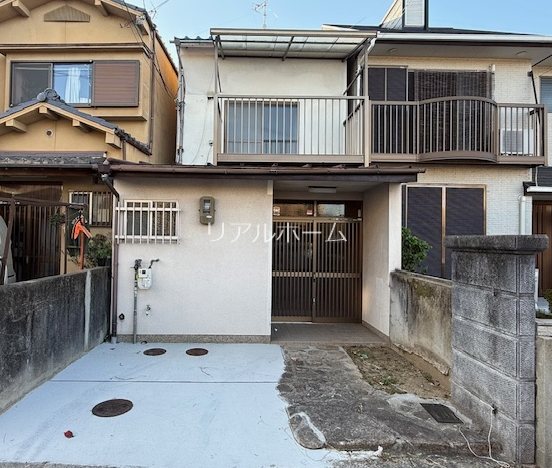 樫原前田町貸家 外観