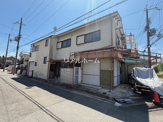 樫原井戸貸家 外観