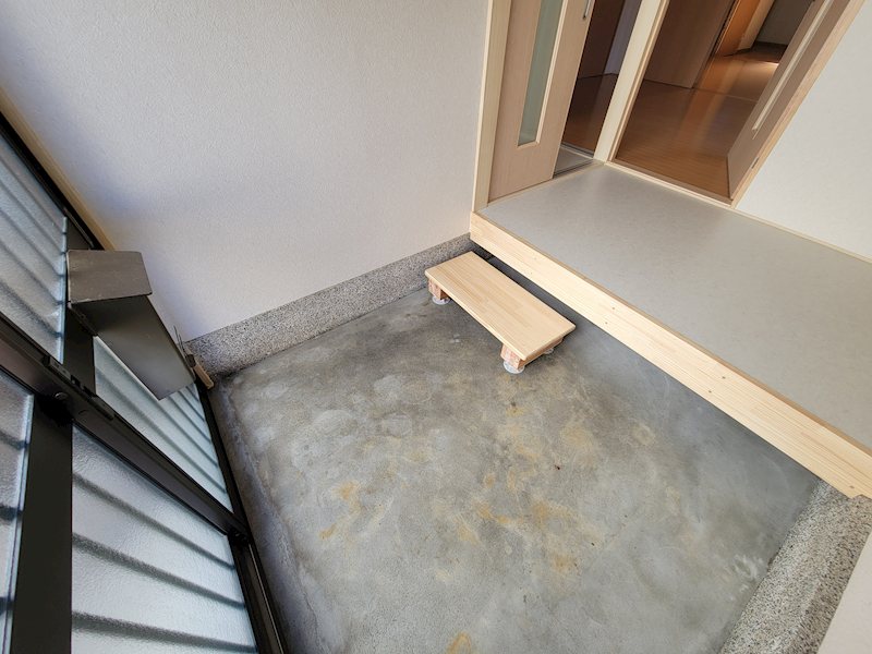 芝ノ下町貸家　西端  玄関