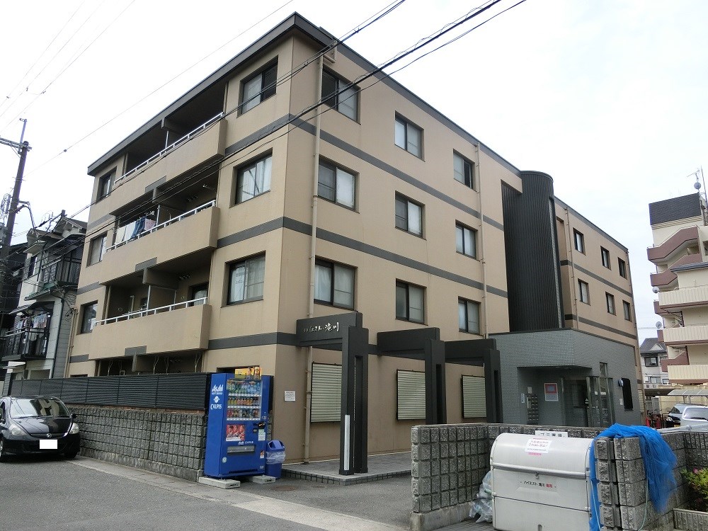 ハイエスト滝川 202号室 外観
