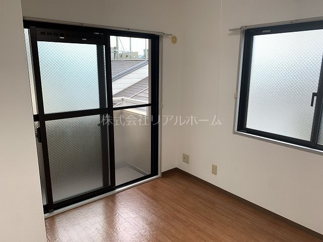 ハイエスト滝川 ベッドルーム
