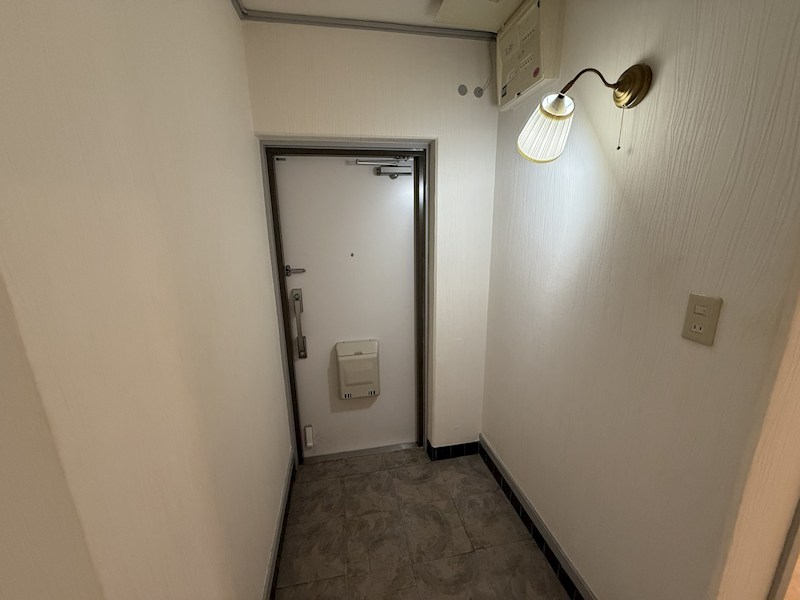 境谷西第二住宅17棟  玄関