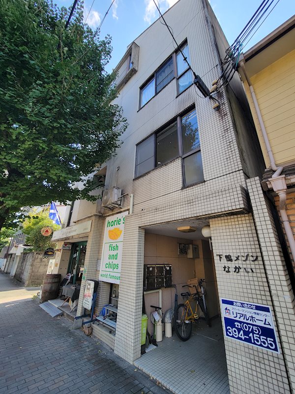 下鴨メゾンなかい 301号室 外観