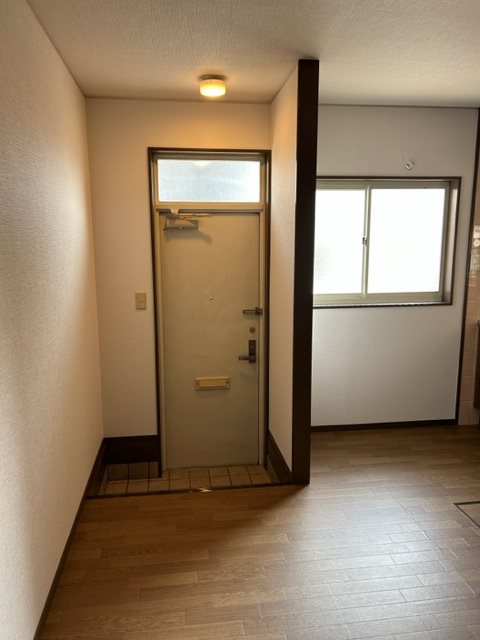 ハウスアドバンス  玄関