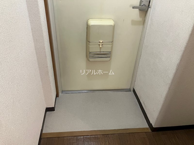 秀保マンション  玄関