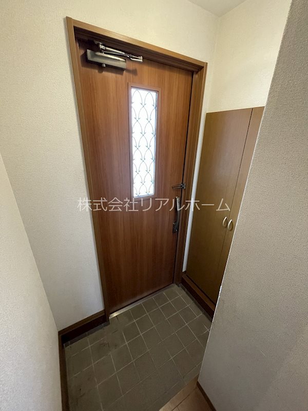 プランドール葉室B棟  玄関