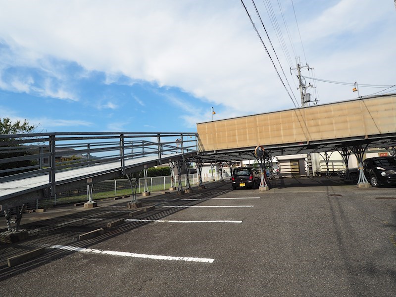 湖南コーポクライノⅡ 駐車場