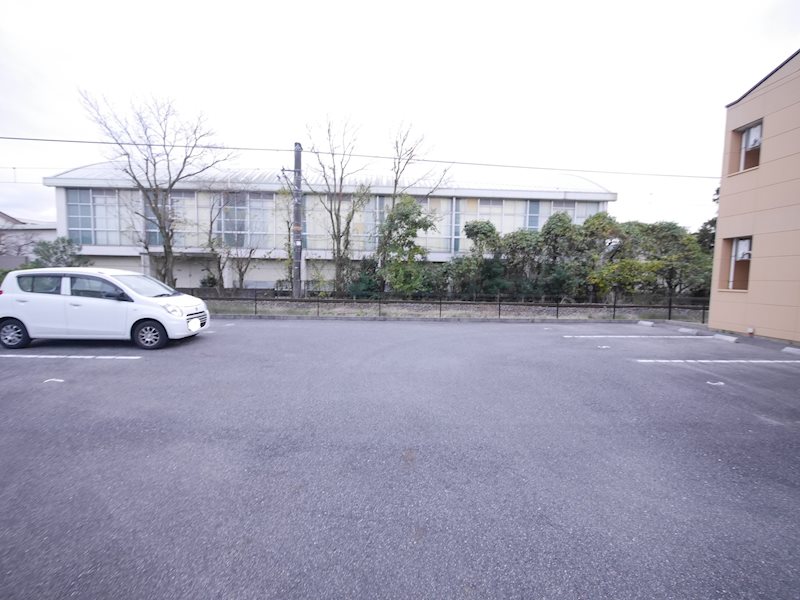 アニバーサリー 駐車場
