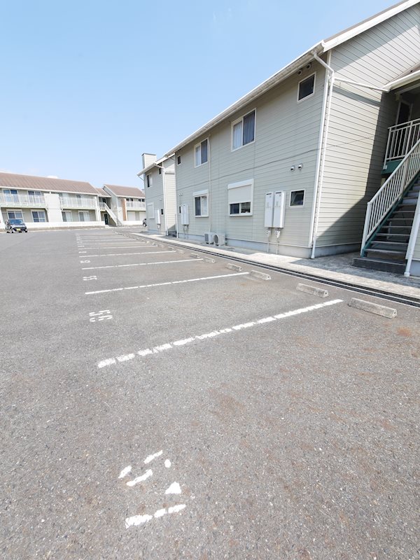 夢咲きの里Ｆ棟 駐車場