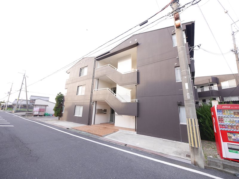 生出マンション 外観