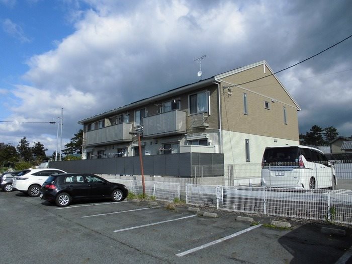 コト丸 駐車場